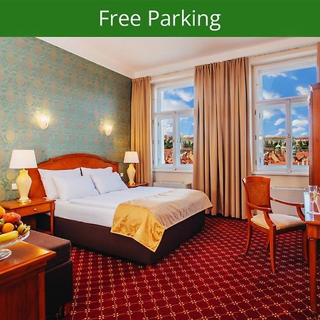 Hotel St George - Czech Leading Hotels Praga Esterno foto