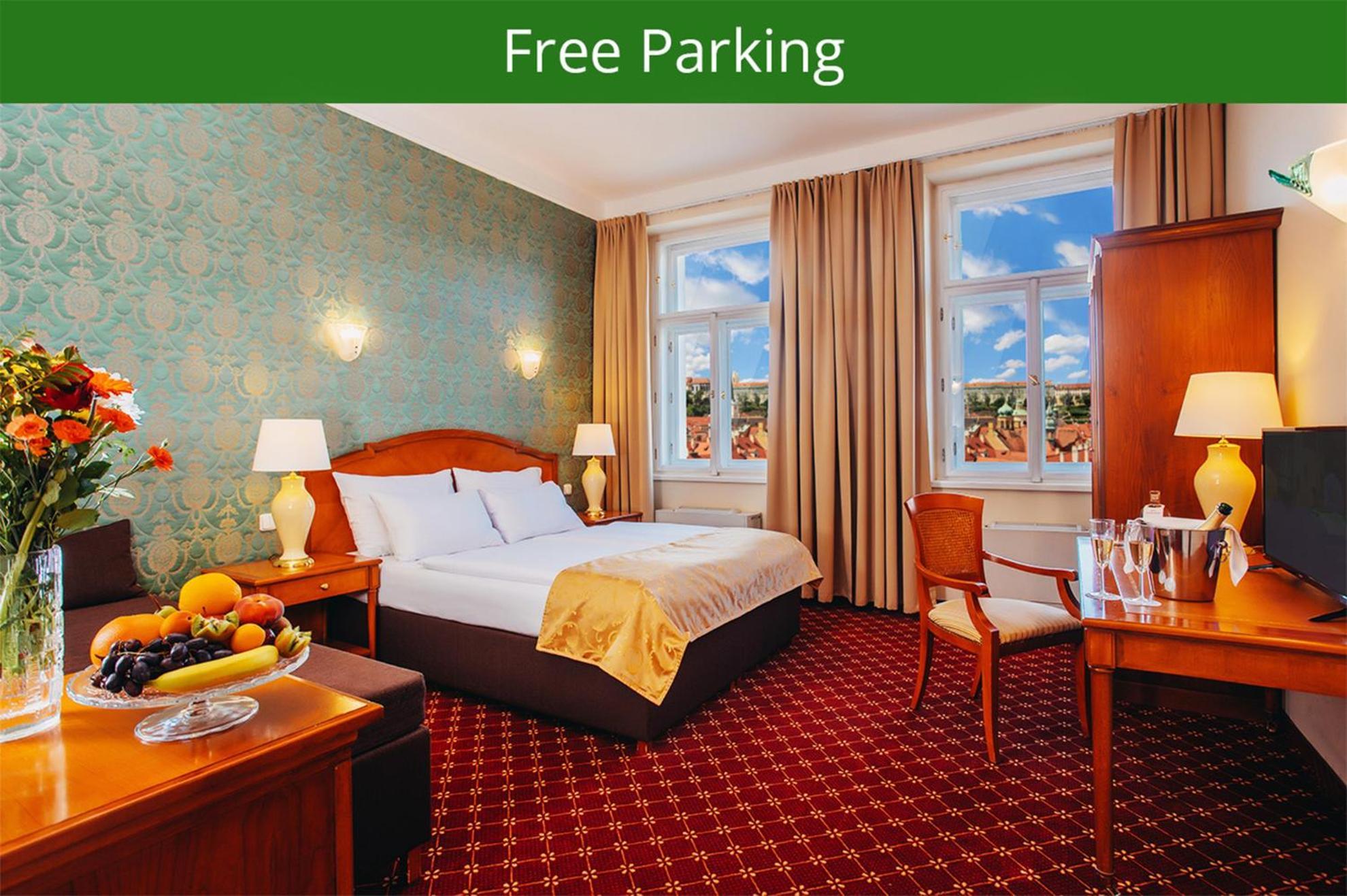 Hotel St George - Czech Leading Hotels Praga Esterno foto
