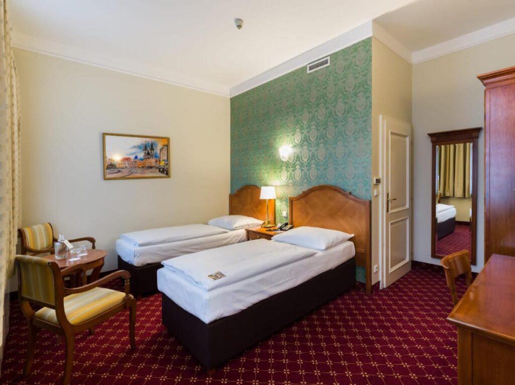 Hotel St George - Czech Leading Hotels Praga Esterno foto